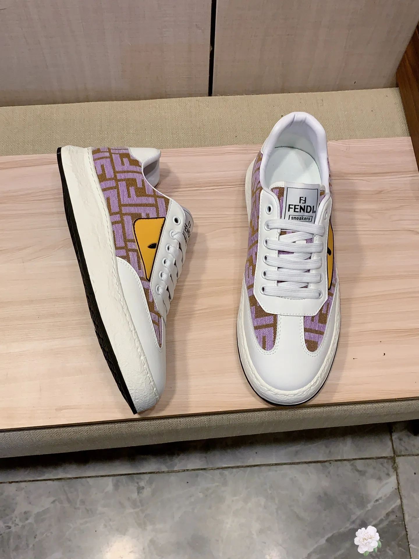 Men's men's shoes 💰420💰💰🎩🎩[Lightning][Lightning] "FENDI*" The latest and most popular casual shoes, top brand [Seduce] luxury ~ purchasing agent, top quality ~. [Strong] The upper is made of imported breathable cowhide with fabric material ➕ Breathable sheepskin feet (•) and fine workmanship. The original stylish and stylish soft rubber wear-resistant and non-slip outsole is light and comfortable on the feet. The real thing looks better when photographed in person. No. 122: code: 38-44, 5️⃣ colors selected